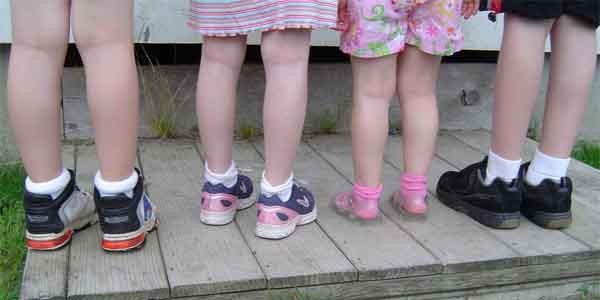 Как правильно выбрать детскую обувь: полезные советы